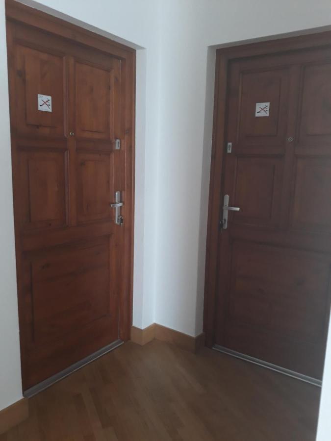 A-M Condominium Veszprém Exteriör bild